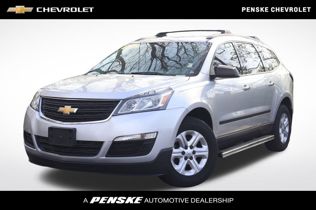 Used 2016 Chevrolet Traverse LS image 1