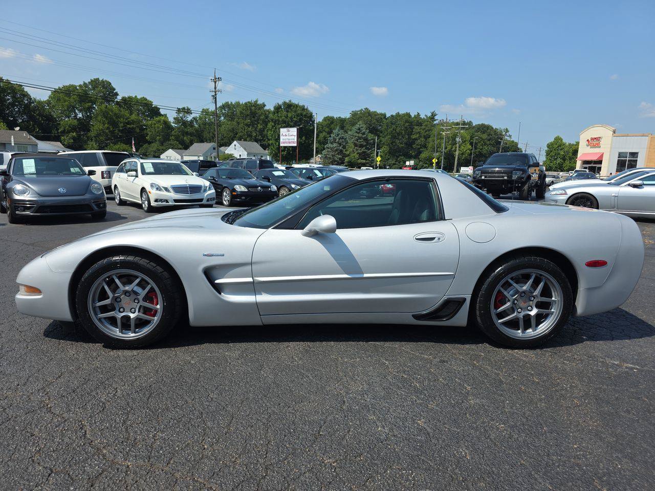 Used 2001 Chevrolet Corvette Z06 RWD image 19