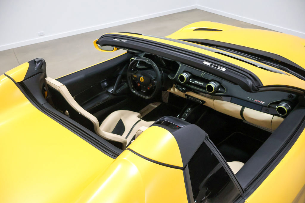 Used 2022 Ferrari 812 GTS image 88