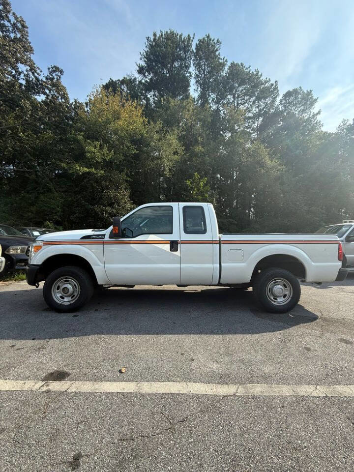 Used 2012 Ford F250 XL w/ PWR Equipment Group AWD/4WD image 3