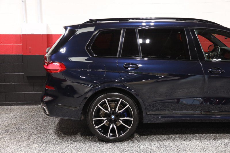 Used 2019 BMW X7 xDrive50i w/ M Sport Package AWD/4WD image 5
