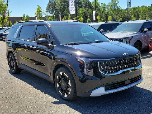 New 2026 Kia Carnival EX FWD image 3