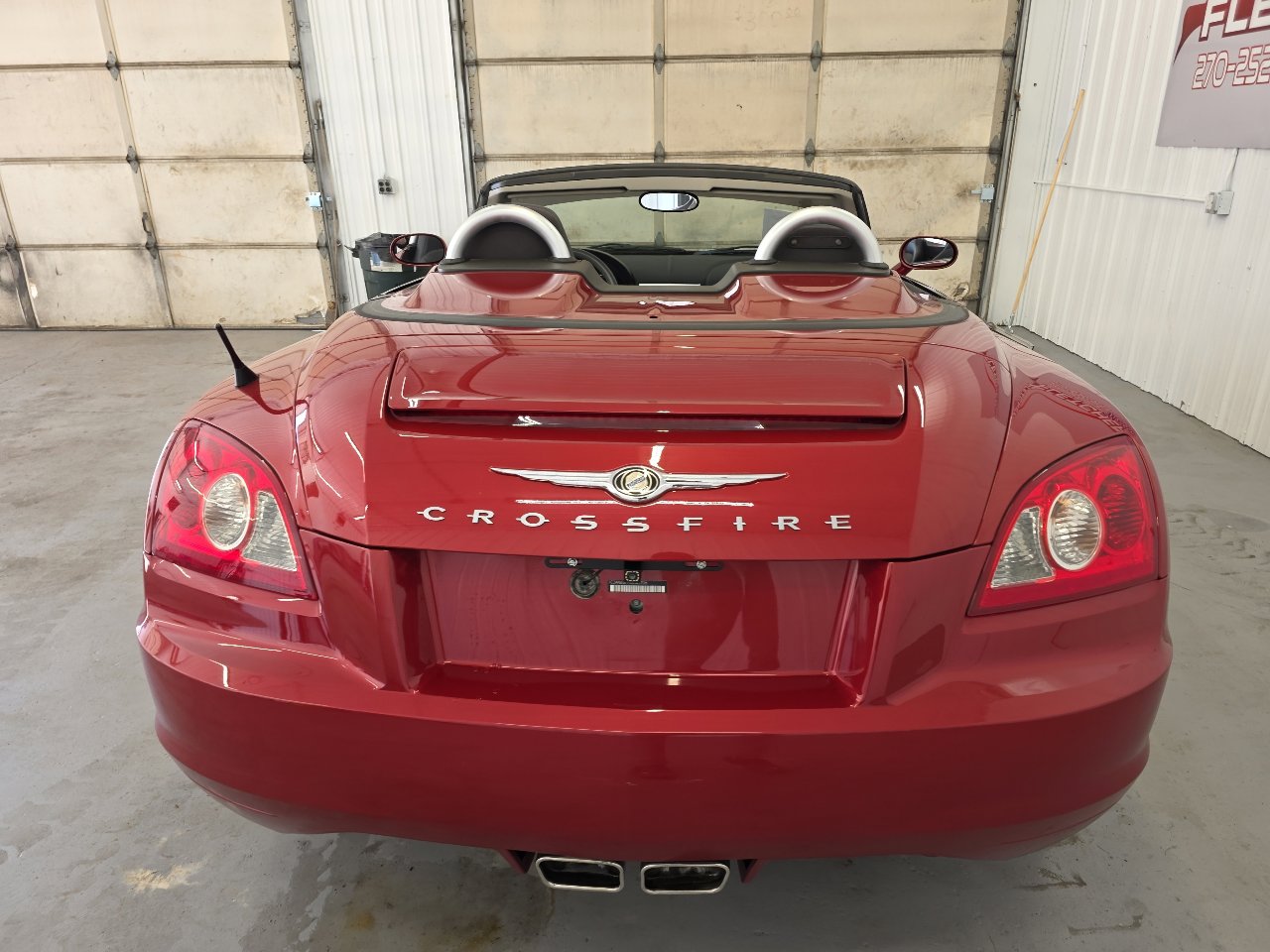 Used 2005 Chrysler Crossfire Limited image 32