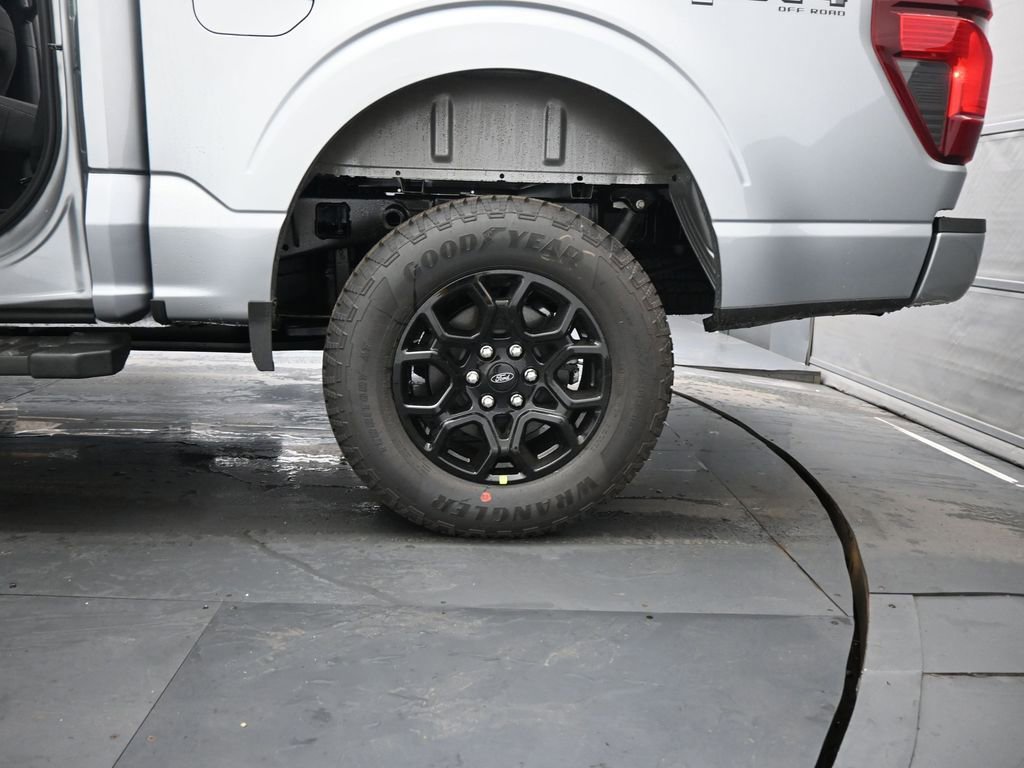 New 2026 Ford F150 XLT w/ Equipment Group 302A MID image 20
