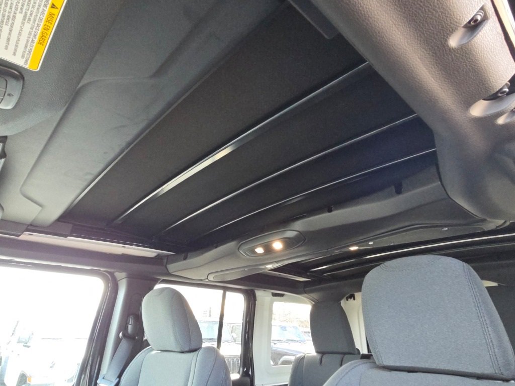 New 2025 Jeep Wrangler Sport S image 28