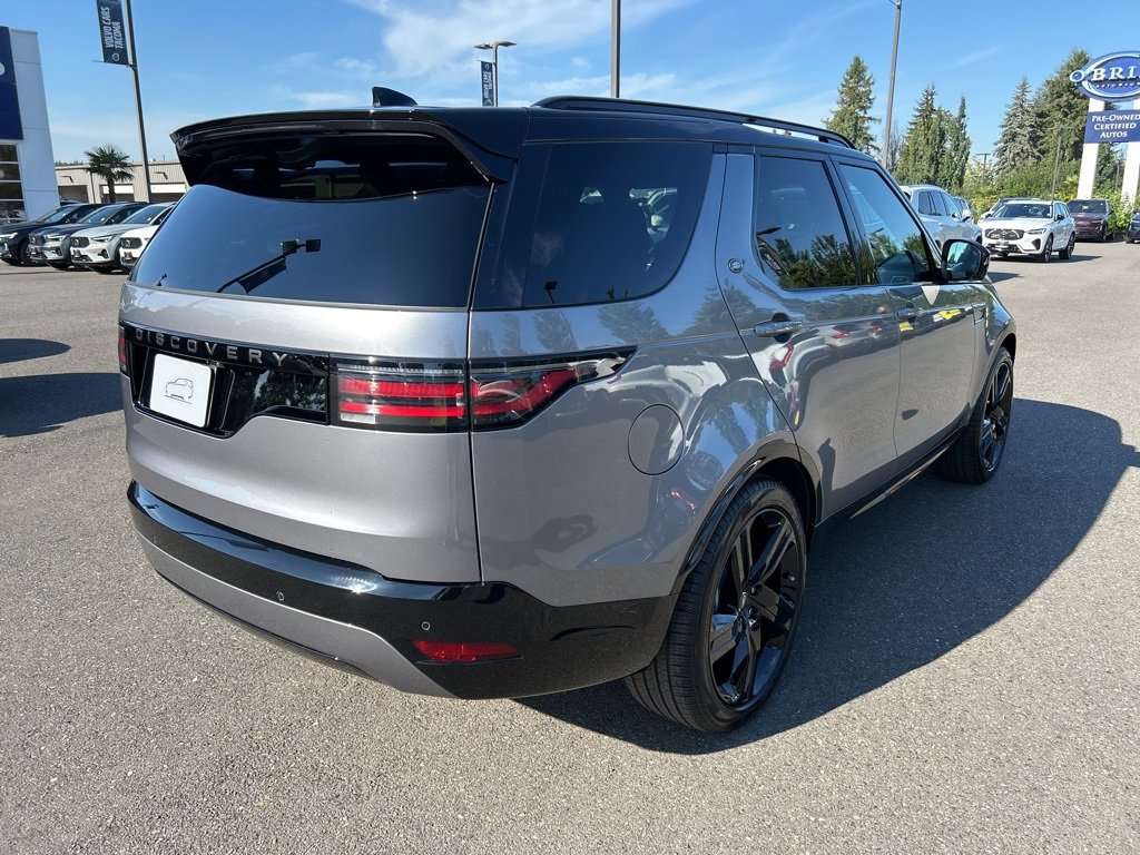 New 2025 Land Rover Discovery Dynamic SE image 7