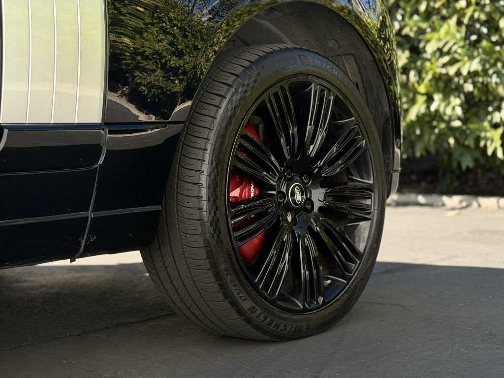 Used 2019 Land Rover Range Rover Supercharged image 31