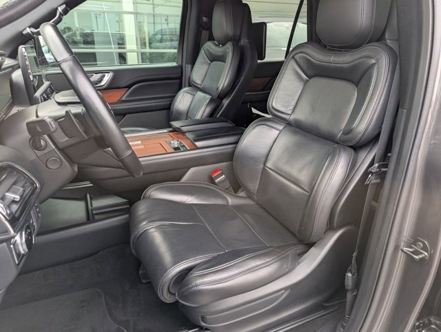 Used 2018 Lincoln Navigator Reserve w/ Technology Package image 6