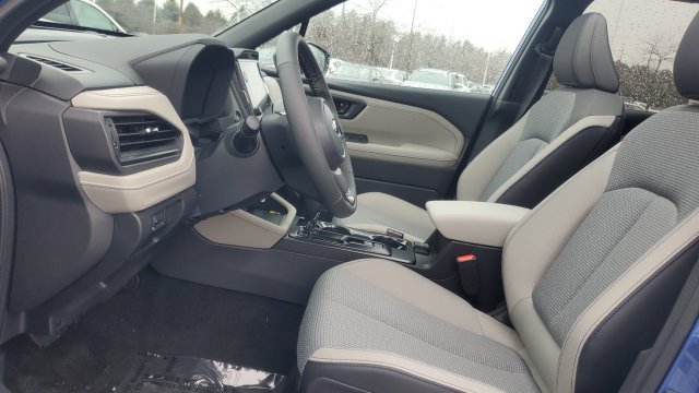 Used 2026 Subaru Forester Premium AWD/4WD image 6