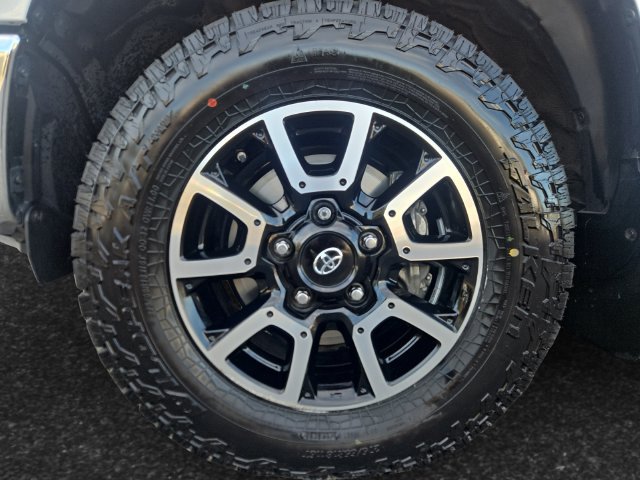 Certified 2021 Toyota Tundra Limited w/ Limited Premium Package AWD/4WD image 4