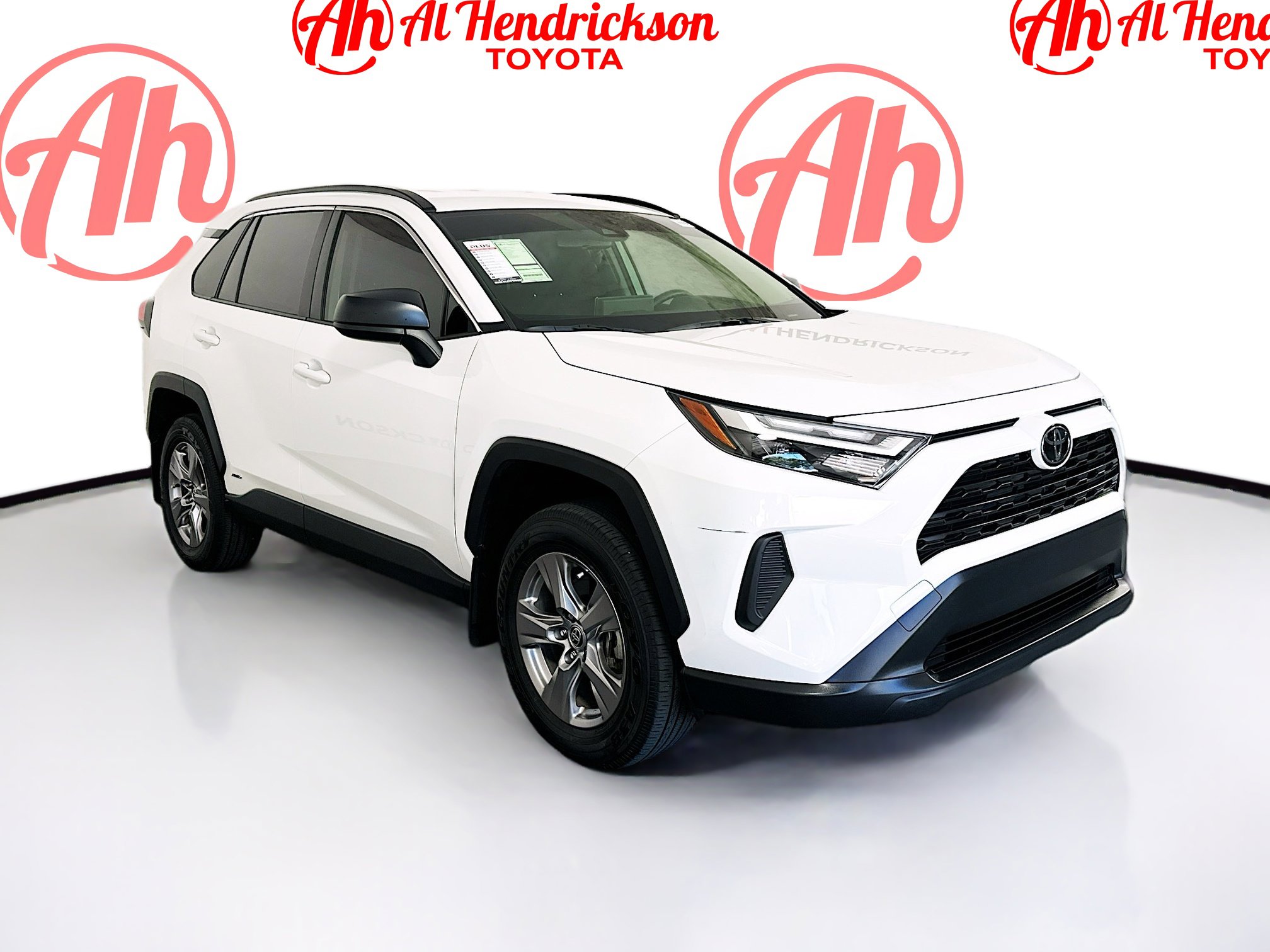 Used 2025 Toyota RAV4 LE image 1