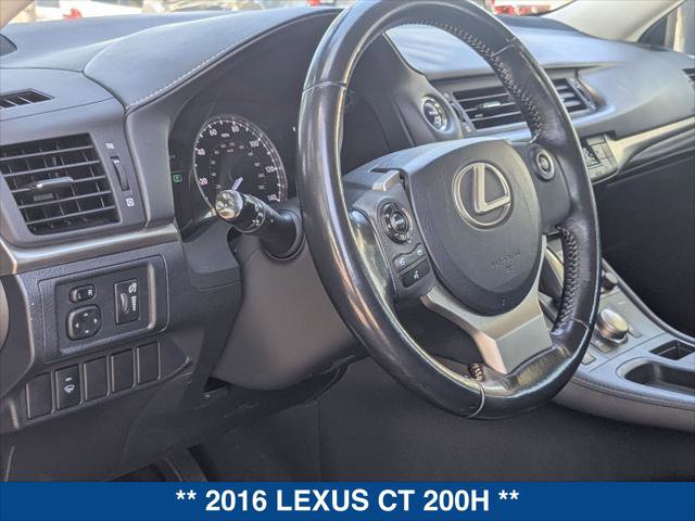 Used 2016 Lexus CT 200h image 12