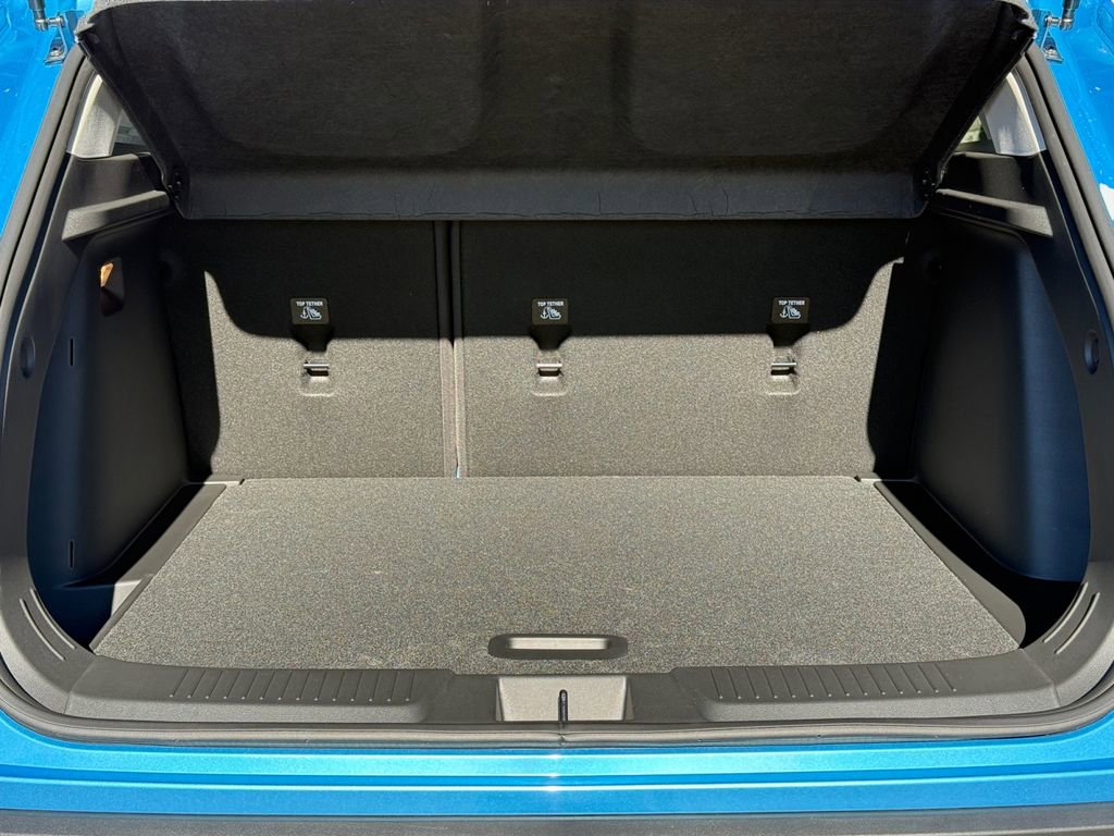 New 2026 Chevrolet Trax LT w/ Sunroof Package image 16