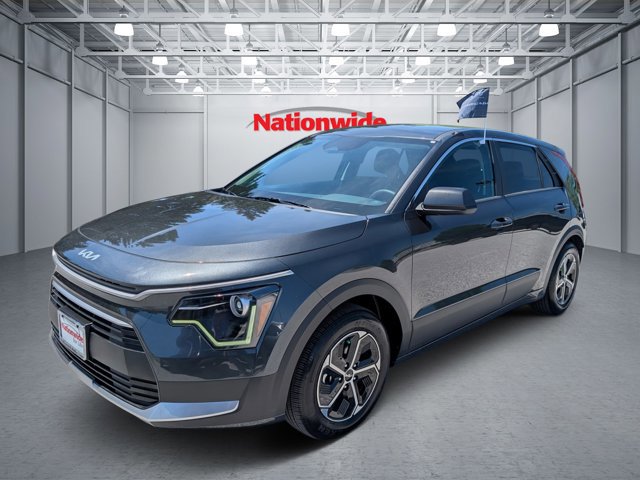 Certified 2025 Kia Niro LX FWD image 1