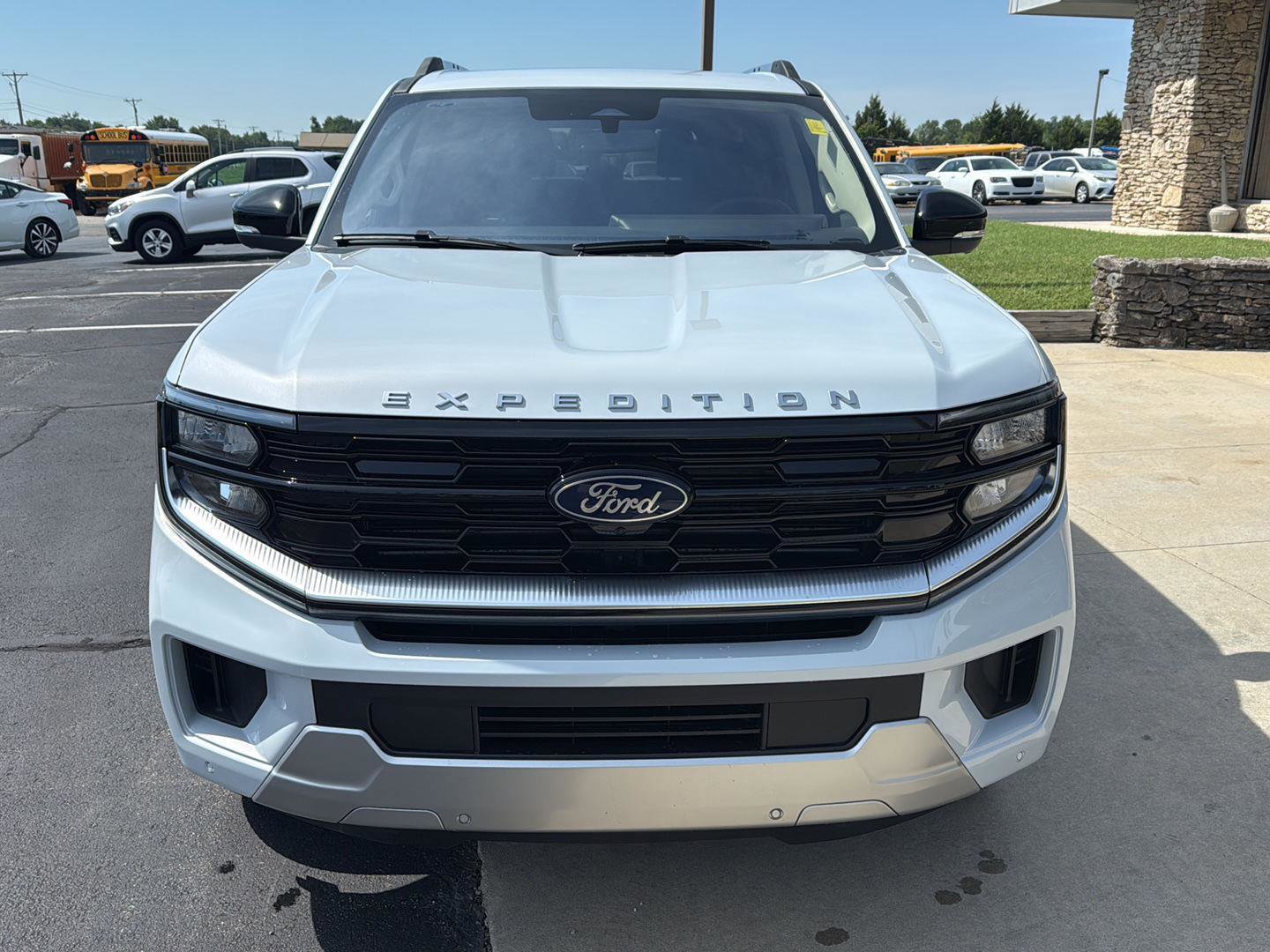 New 2025 Ford Expedition Platinum image 2