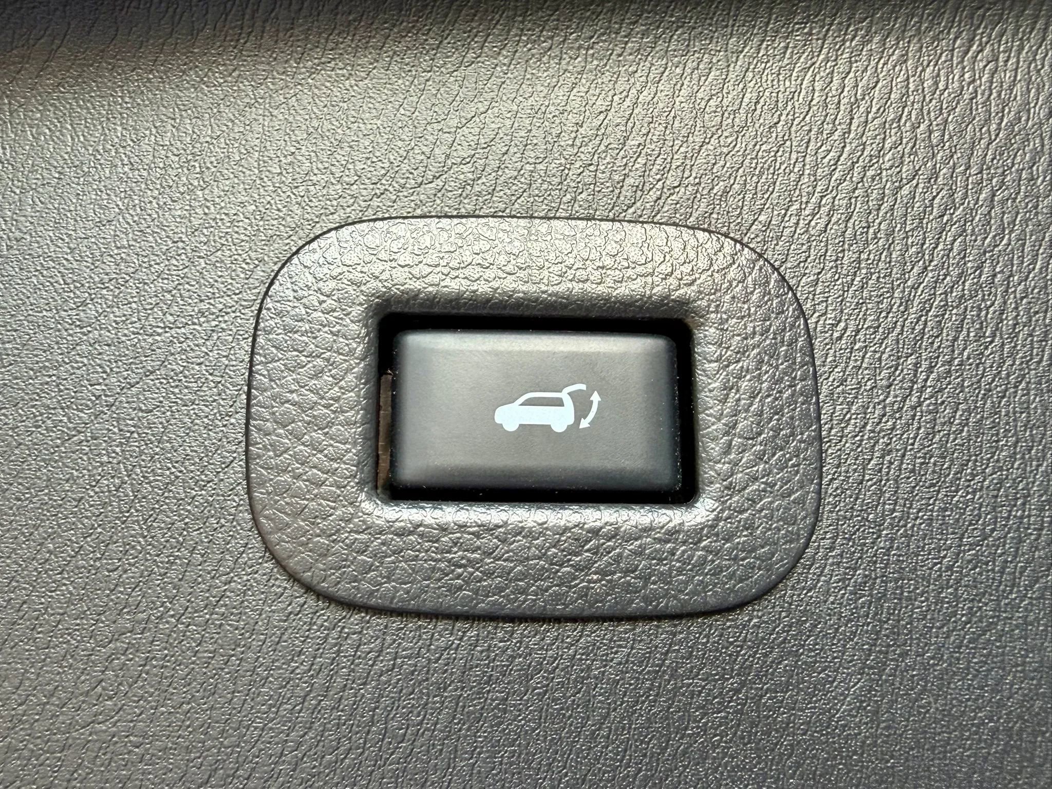 Used 2024 INFINITI QX80 Premium Select w/ Cargo Package AWD/4WD image 49