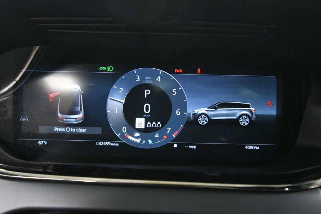 Used 2024 Land Rover Range Rover Evoque S image 13