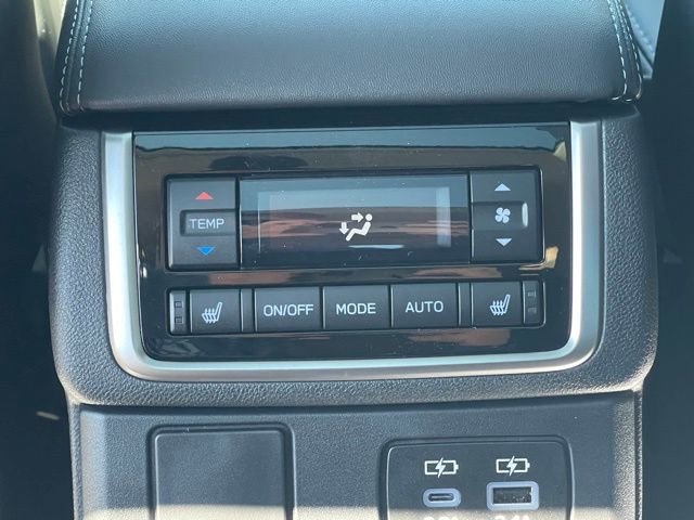 New 2026 Subaru Ascent Limited image 18