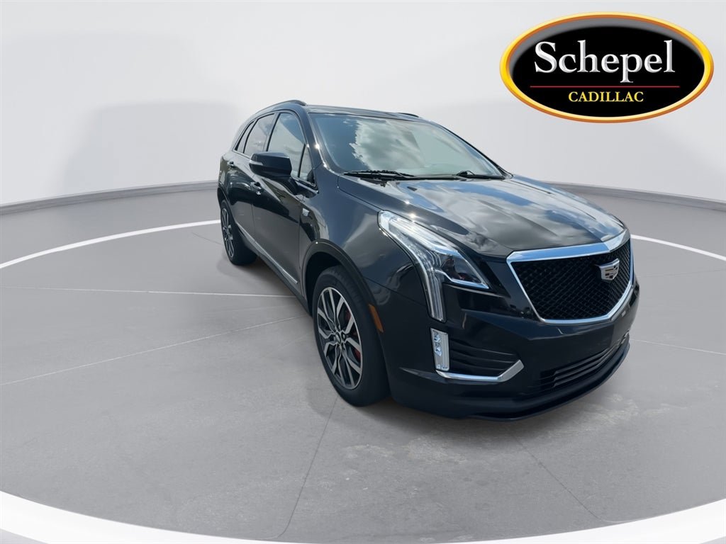 Certified 2023 Cadillac XT5 Sportv w/ LPO, Floor Liner Package AWD/4WD image 2