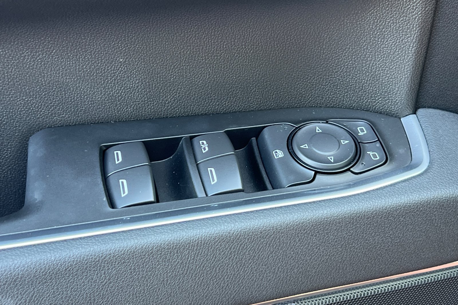 Used 2026 GMC Sierra 1500 SLE RWD image 14