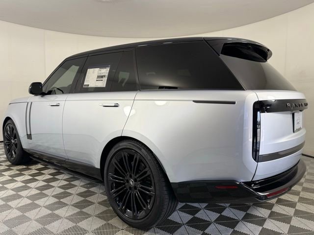 New 2025 Land Rover Range Rover SE image 4