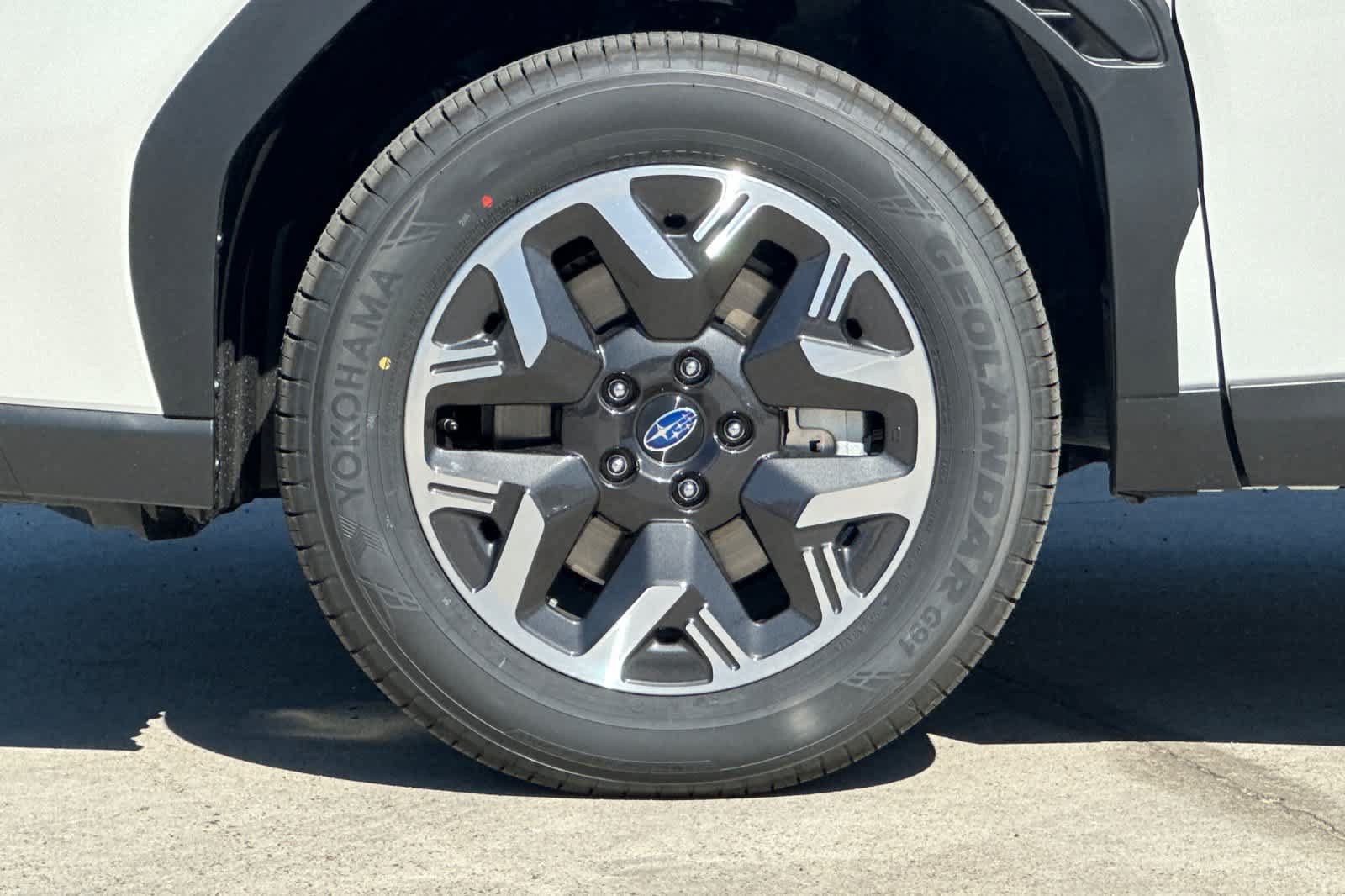 New 2026 Subaru Forester Premium AWD/4WD image 32