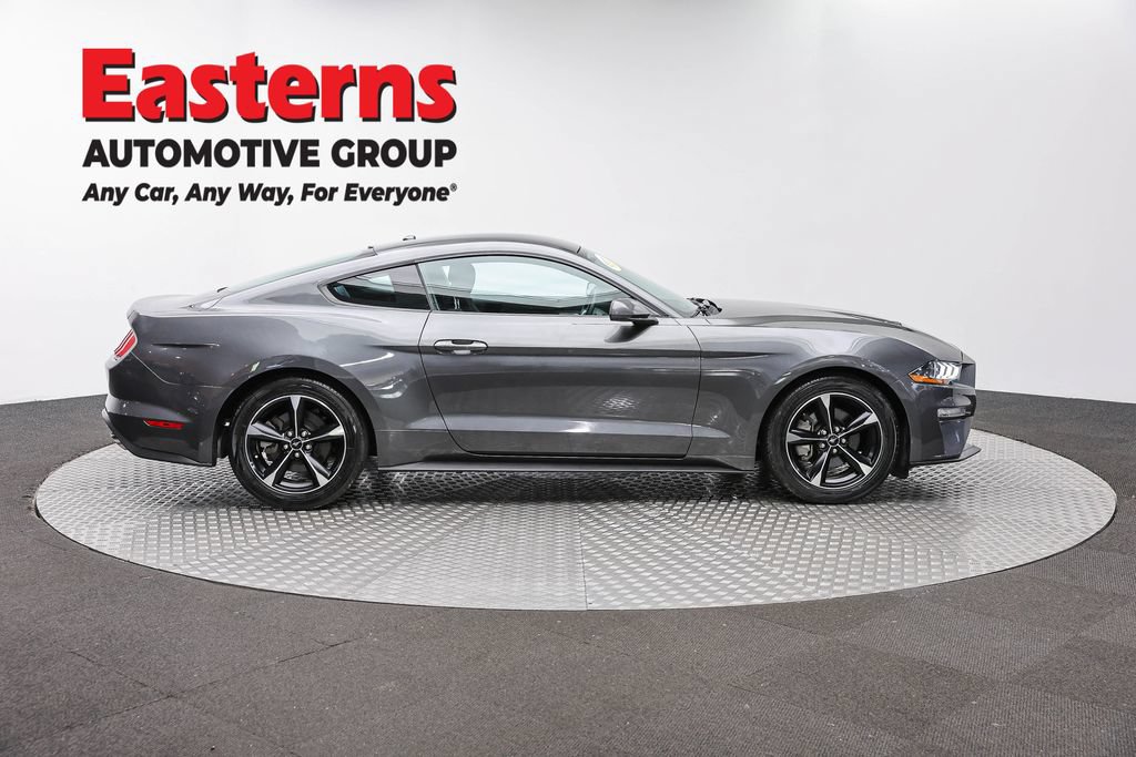 Used 2019 Ford Mustang Coupe RWD image 6