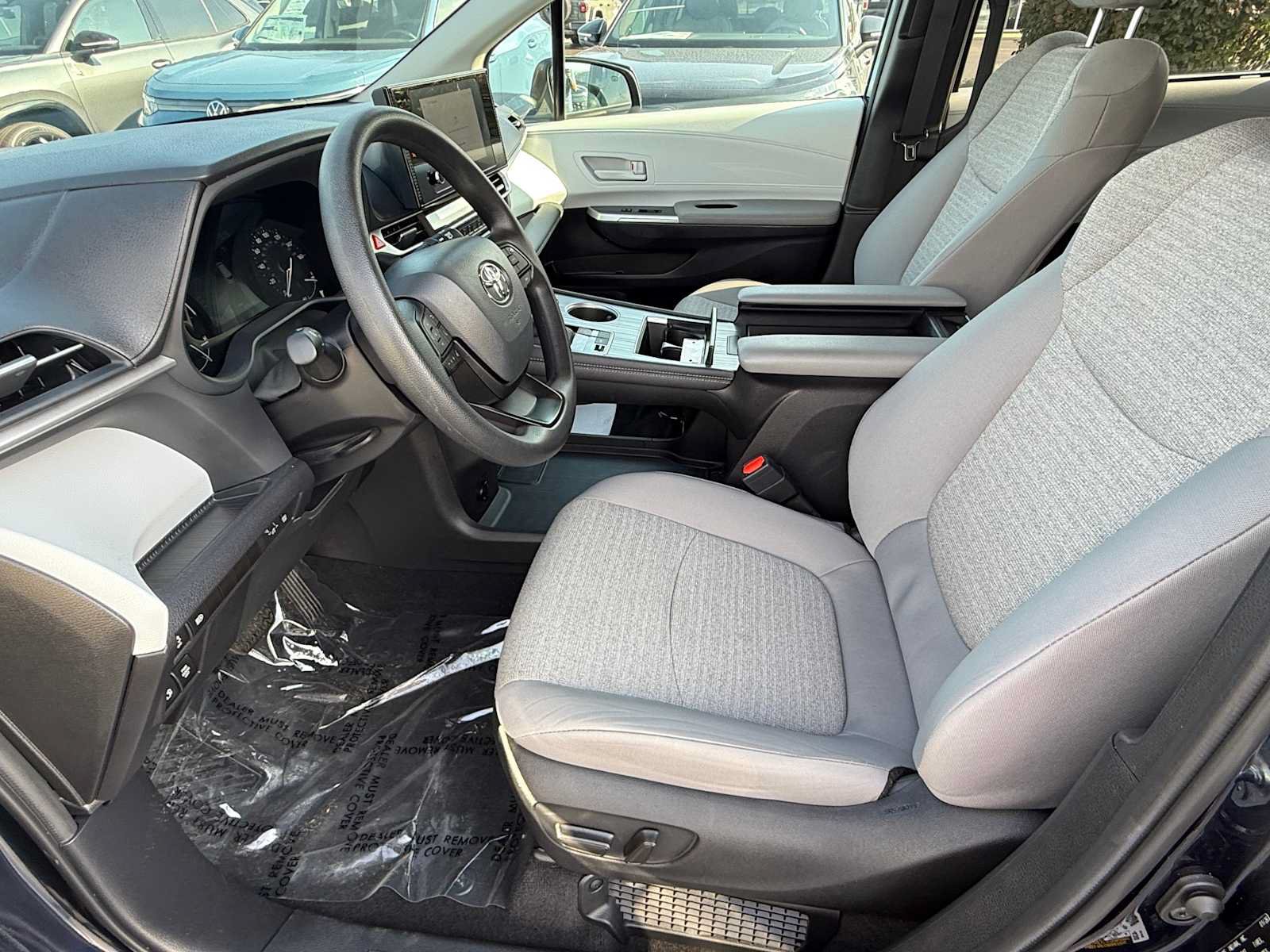Certified 2026 Toyota Sienna LE AWD/4WD image 13