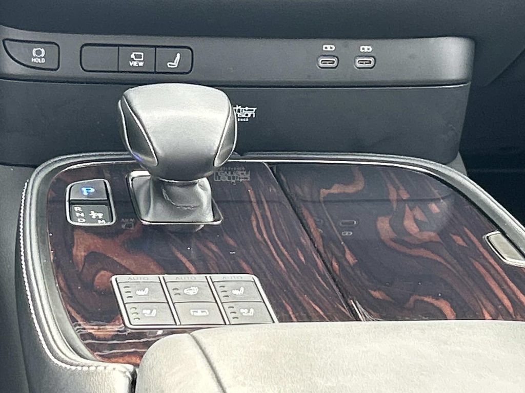 Used 2023 Lexus LS 500 AWD w/ Interior Upgrade Package image 27