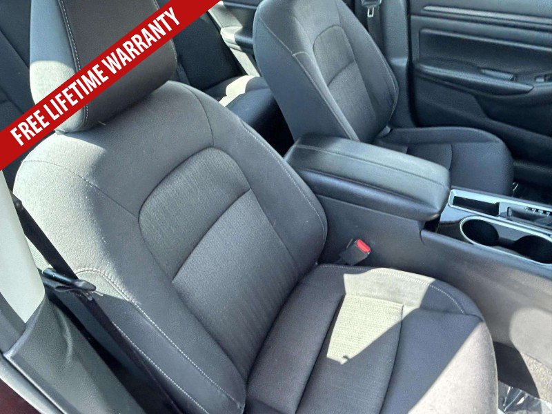 Used 2024 Nissan Altima 2.5 SV FWD image 18