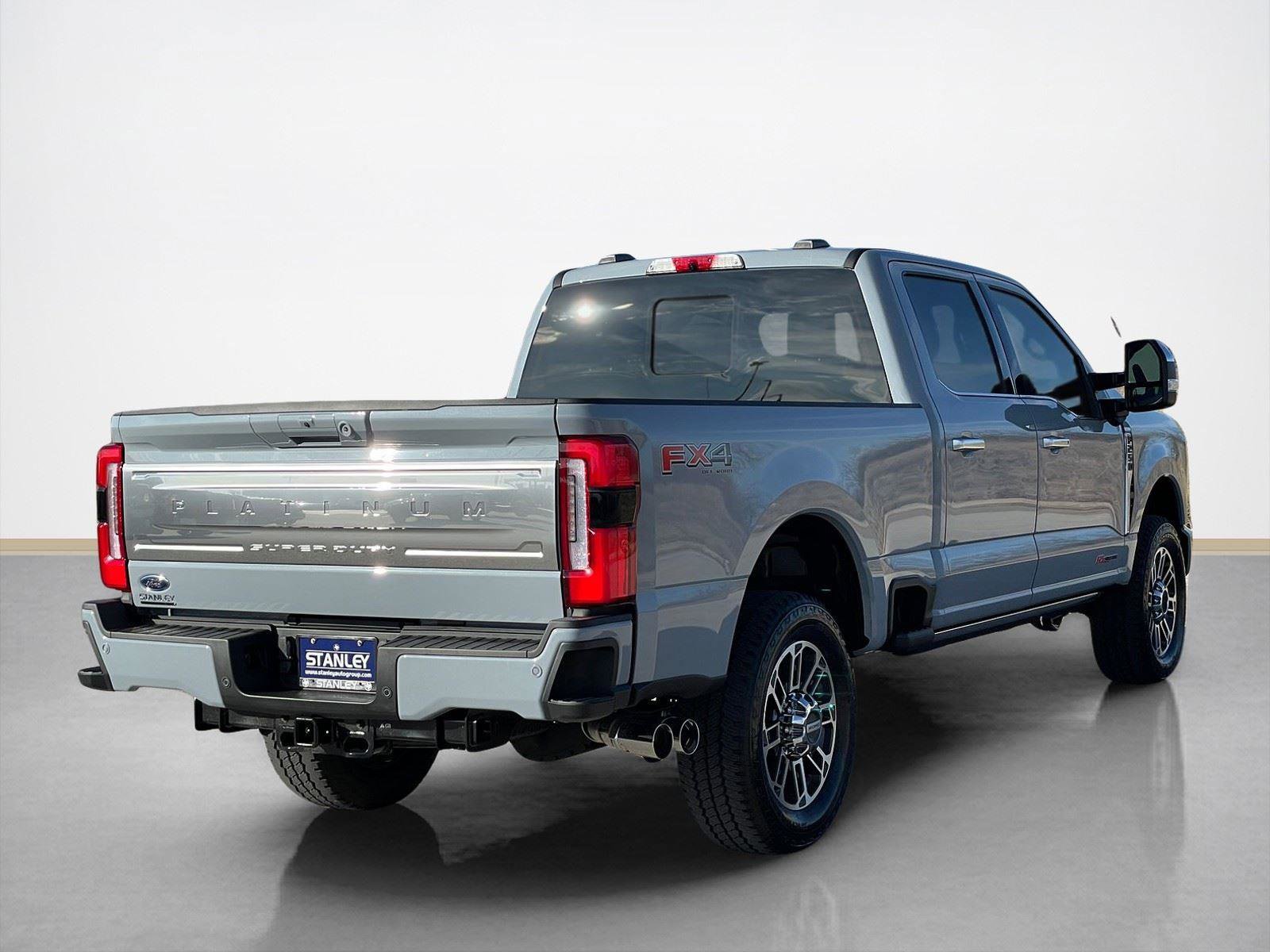 New 2026 Ford F250 Platinum w/ Platinum Plus Package image 5