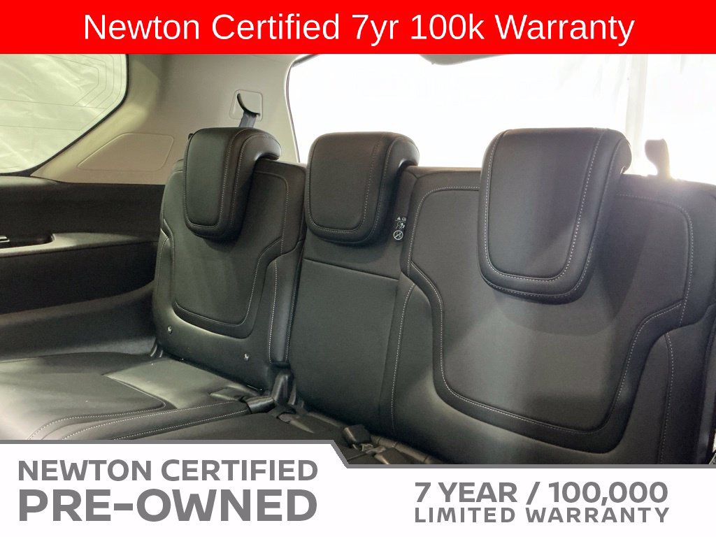 Used 2025 Nissan Armada SV RWD image 22
