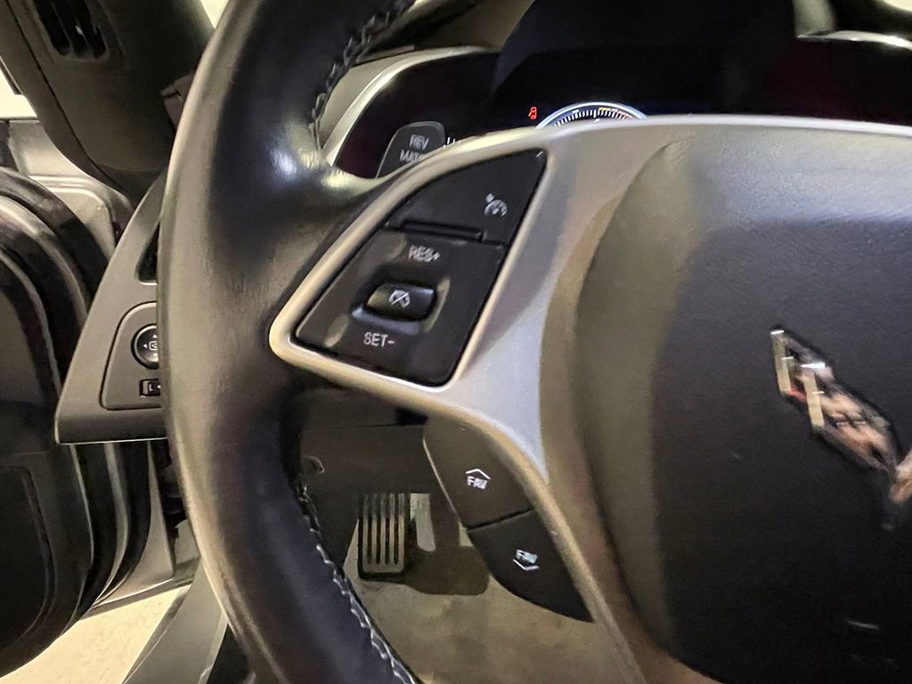 Used 2014 Chevrolet Corvette Stingray Coupe RWD image 71