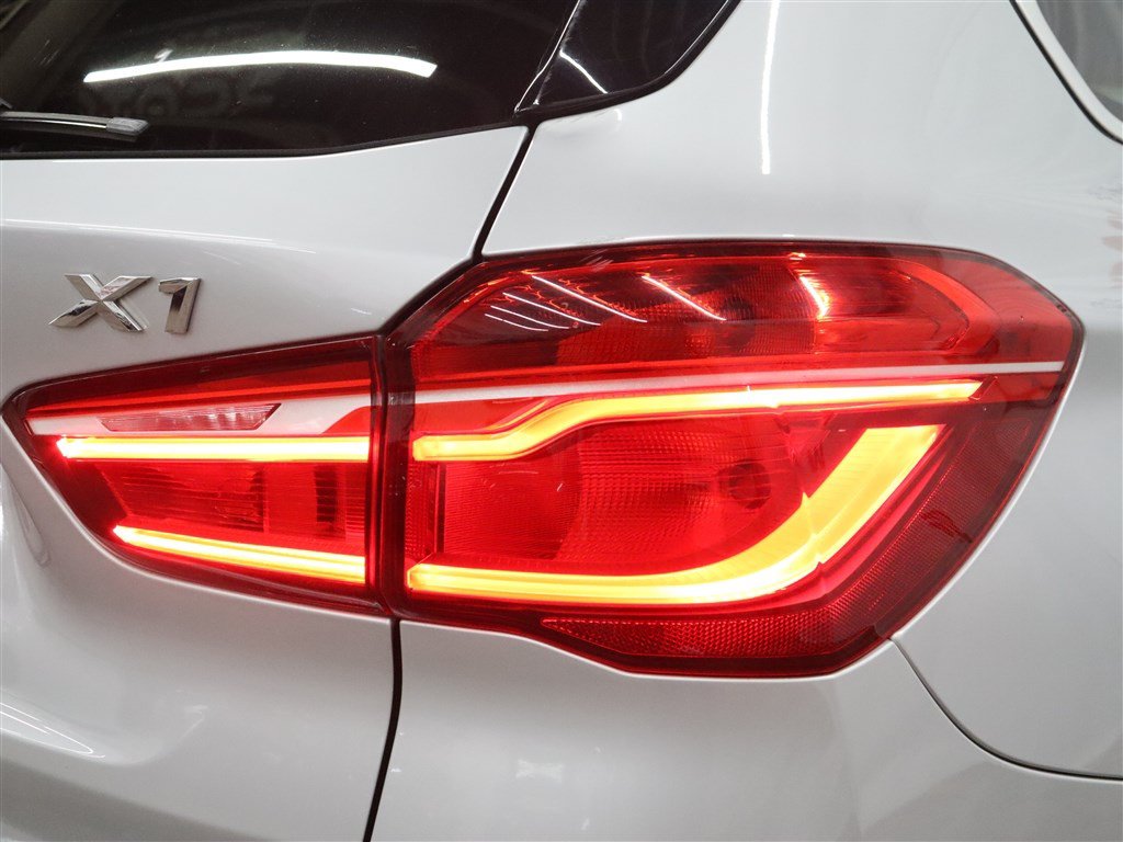 Used 2018 BMW X1 xDrive28i AWD/4WD image 10