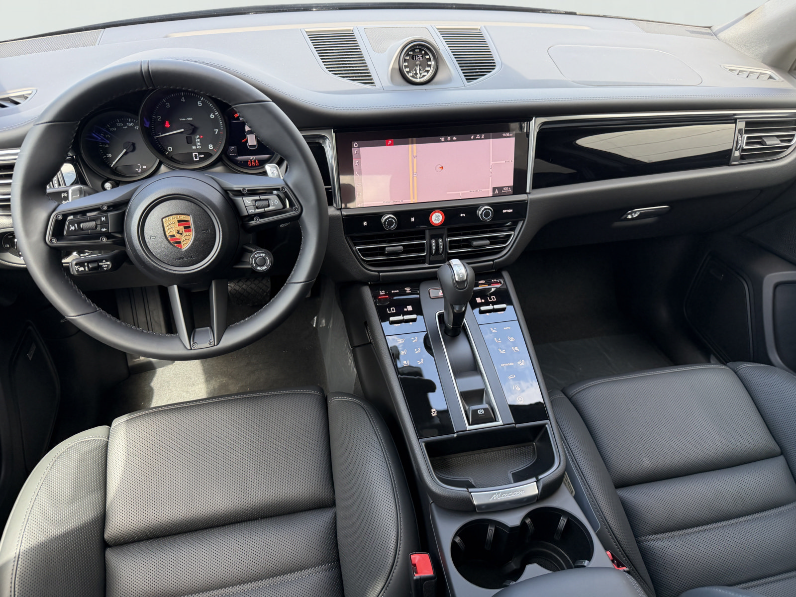 New 2026 Porsche Macan AWD/4WD image 14