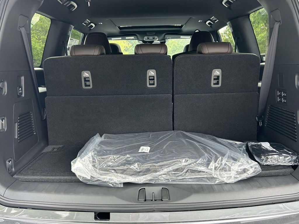 New 2026 Nissan Armada Platinum AWD/4WD image 9