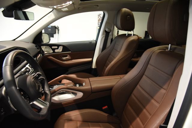 Used 2024 Mercedes-Benz GLS 450 4MATIC image 21