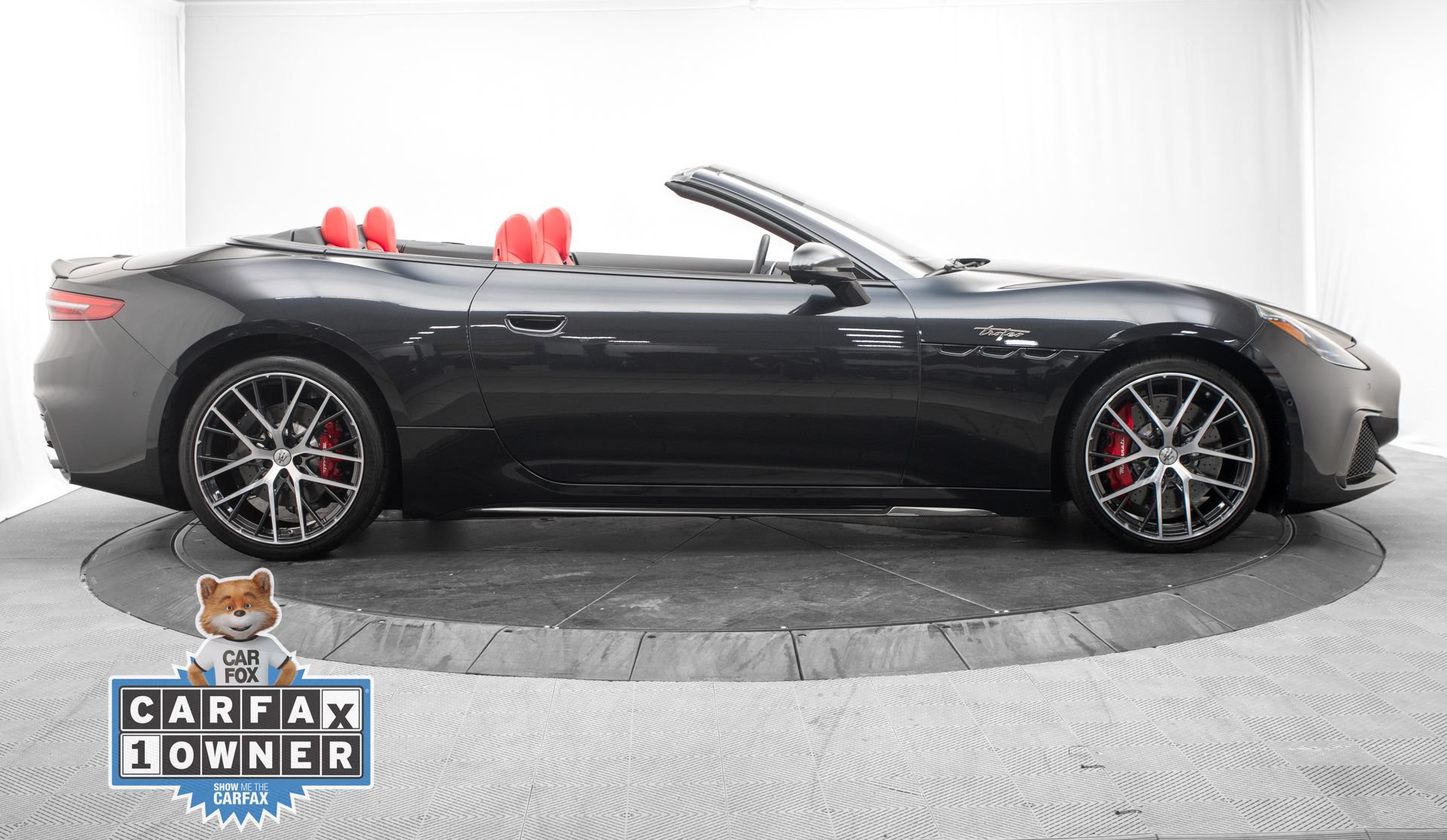 Used 2024 Maserati GranCabrio Trofeo AWD/4WD image 2