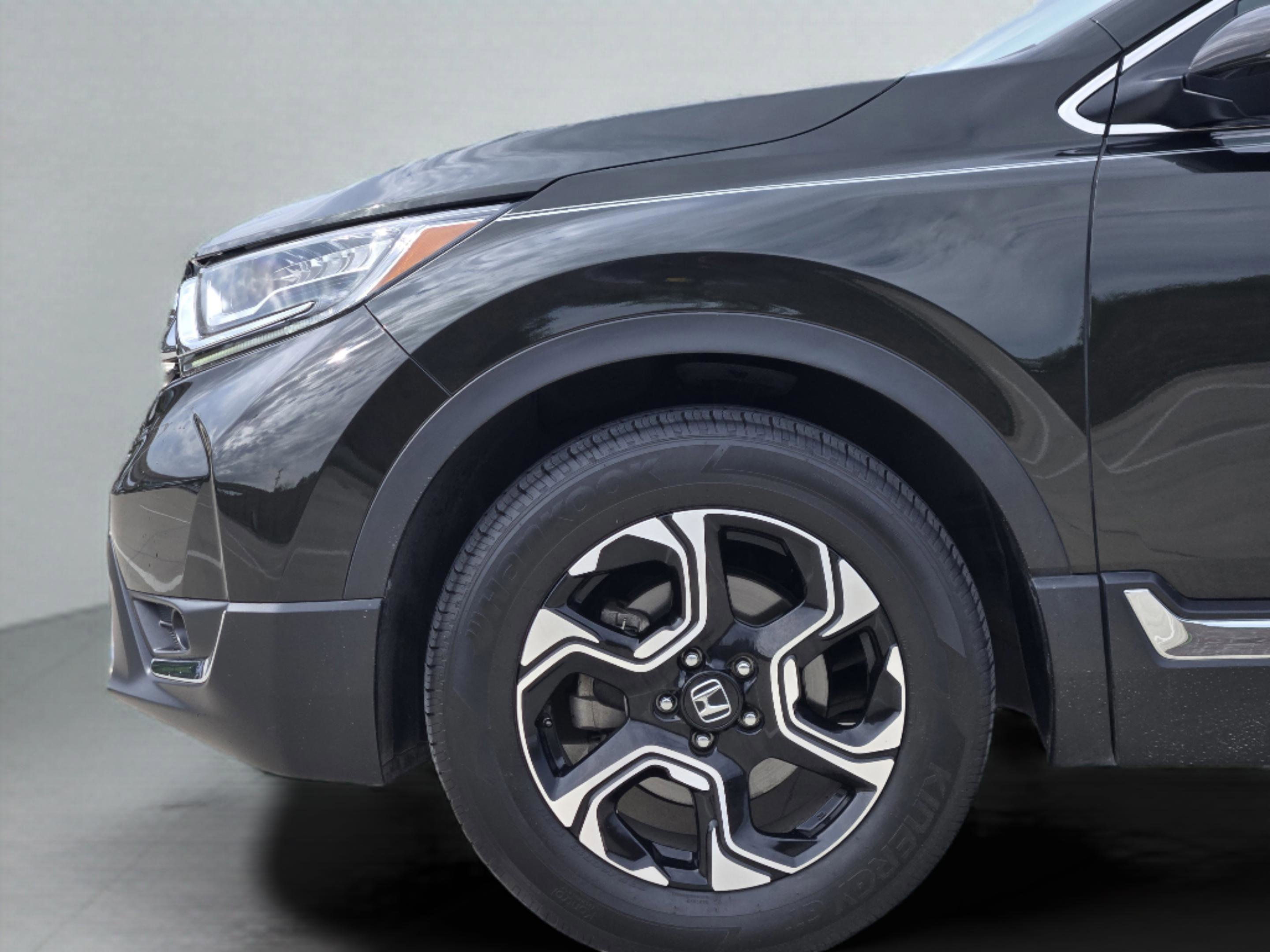 Used 2019 Honda CR-V Touring image 29