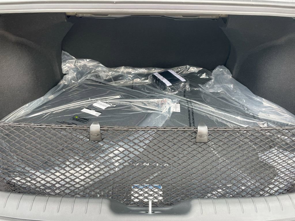 Used 2025 Hyundai Elantra Sport image 48