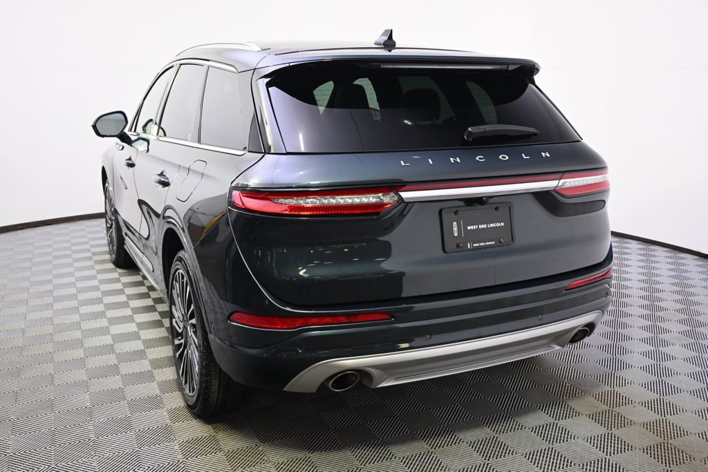 Certified 2022 Lincoln Corsair Reserve w/ Equipment Group 201A image 4