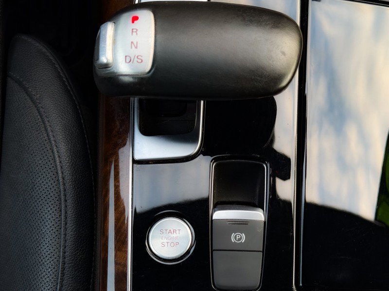 Used 2015 Audi A8 L 3.0T w/ Premium Package image 28