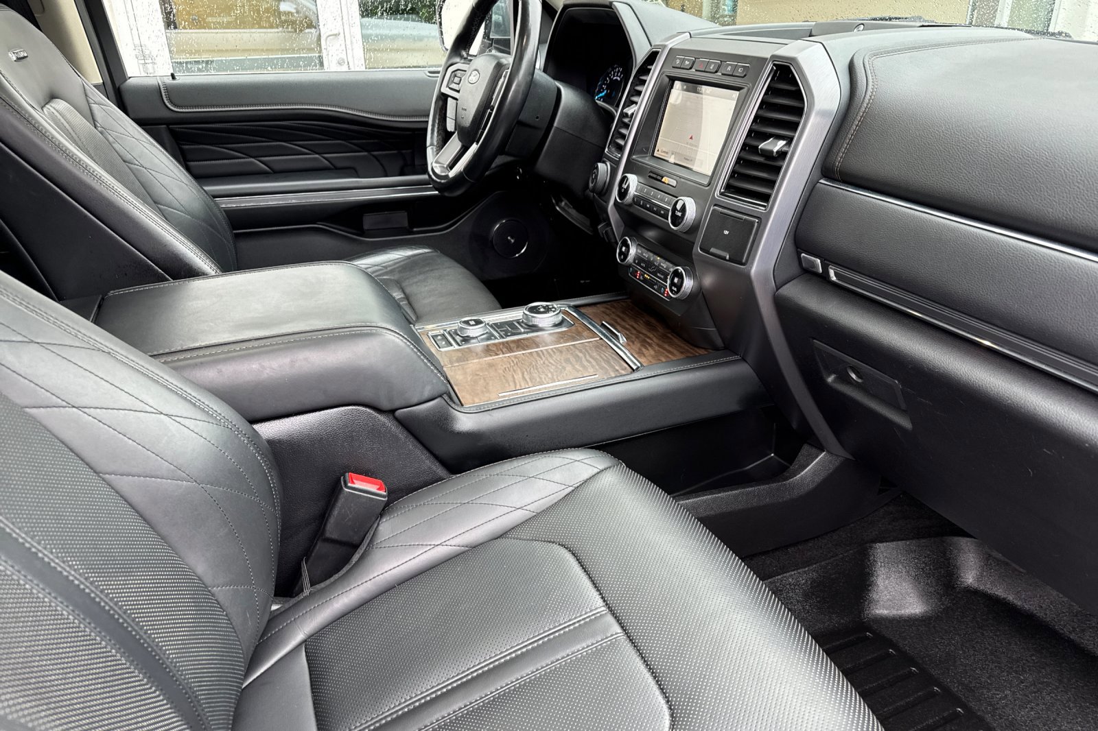 Used 2019 Ford Expedition Platinum AWD/4WD image 17