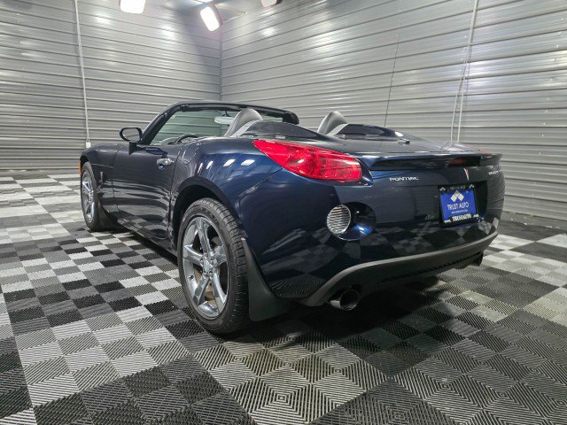 Used 2007 Pontiac Solstice GXP w/ Premium Package RWD image 8