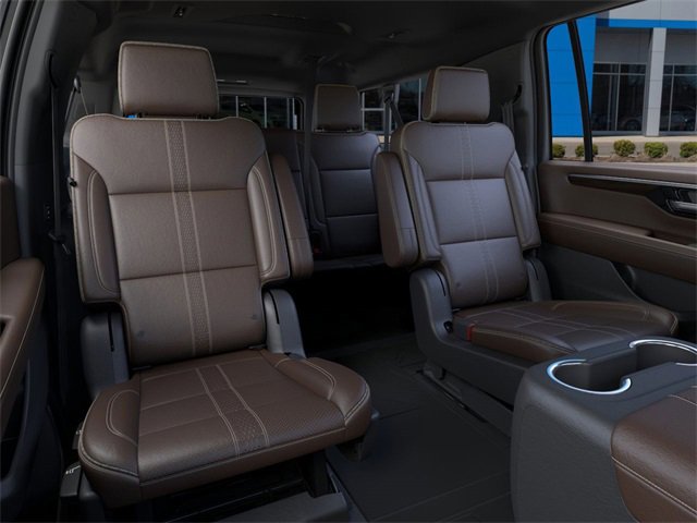 New 2026 Chevrolet Suburban High Country image 17