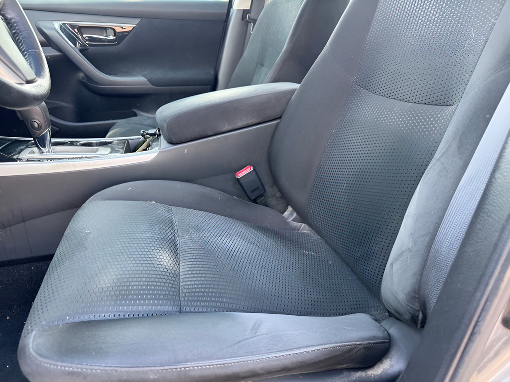 Used 2014 Nissan Altima 2.5 SV w/ Convenience Package FWD image 14