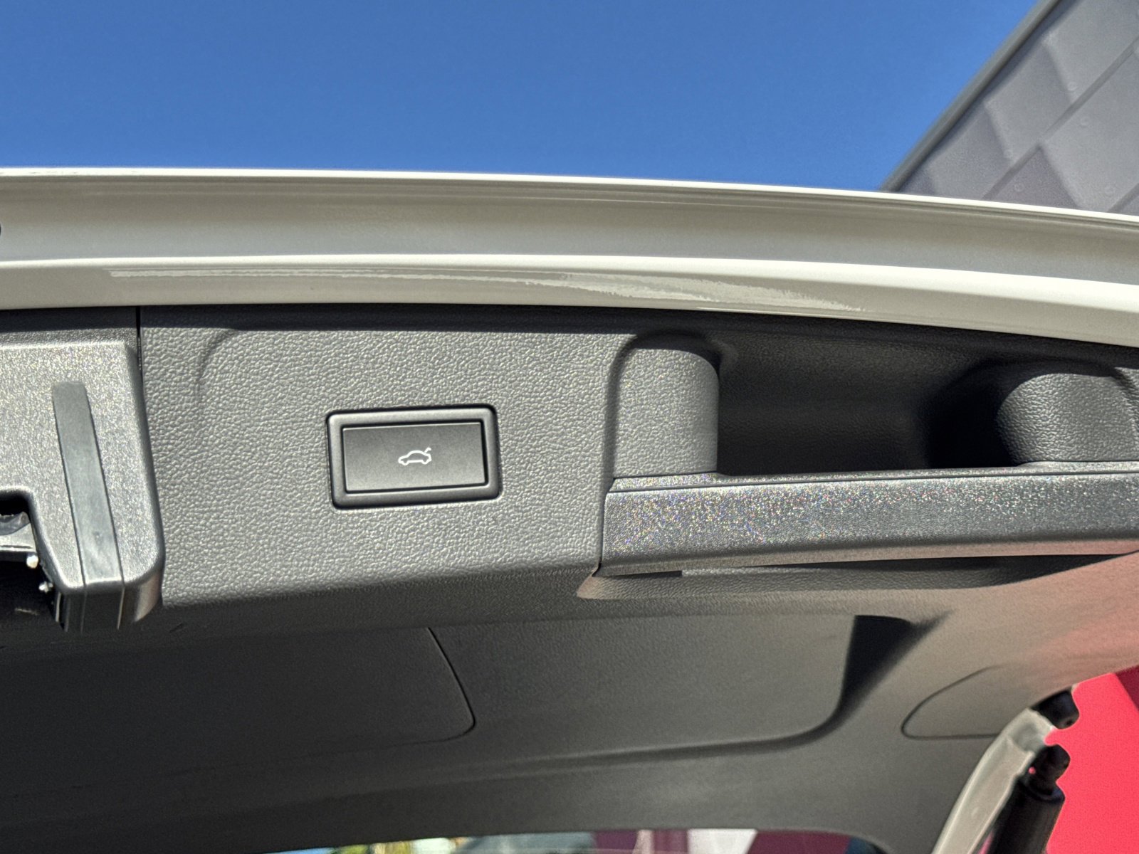 New 2026 Volkswagen Atlas Peak Edition image 7