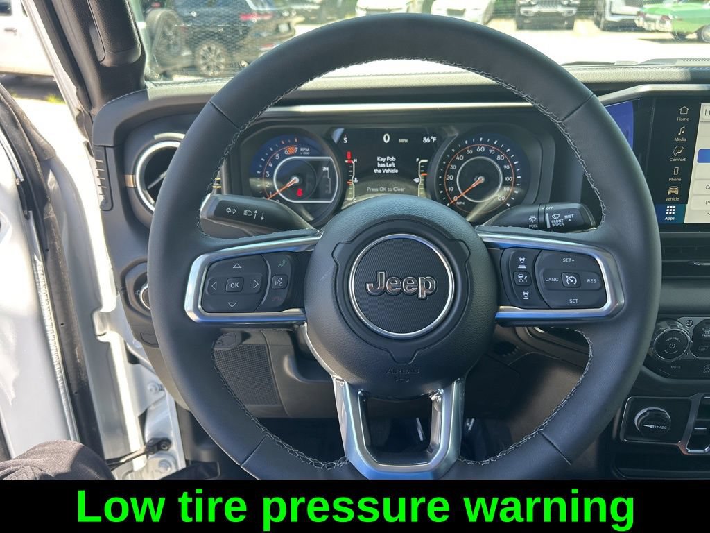 Certified 2025 Jeep Wrangler Unlimited Sahara AWD/4WD image 17