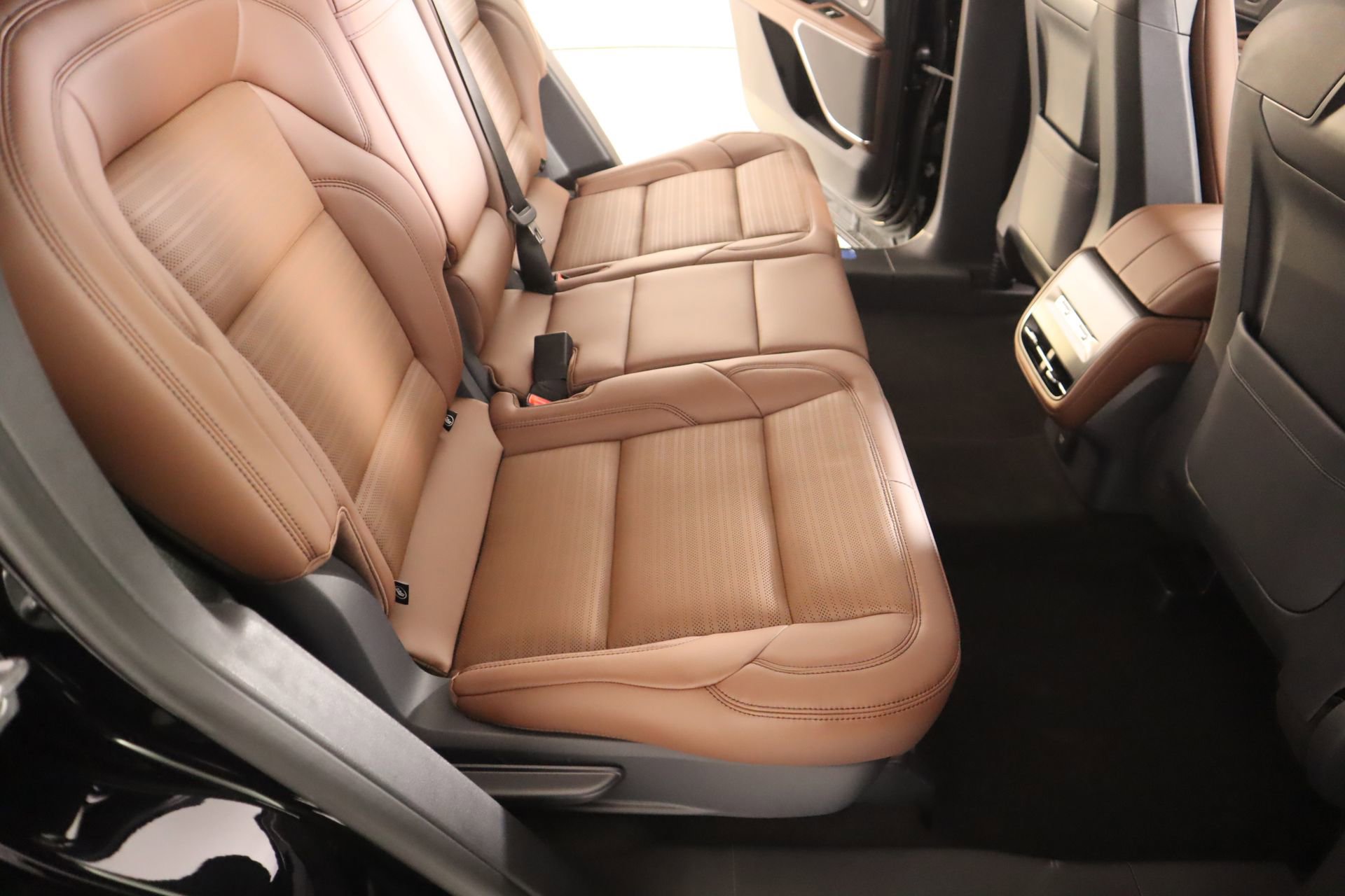 New 2026 Lincoln Nautilus Reserve w/ Jet Appearance Package AWD/4WD image 15