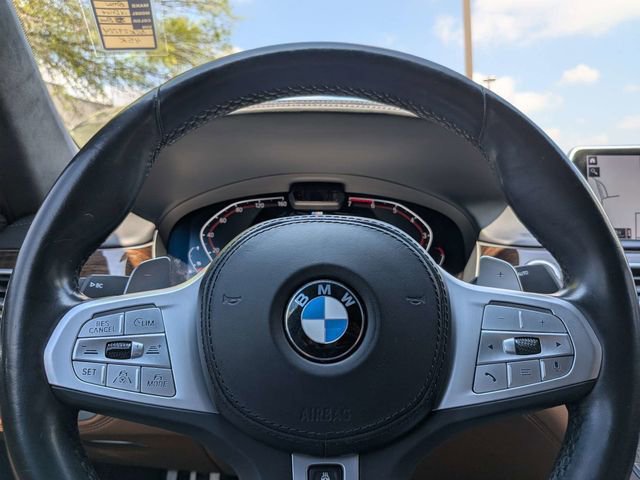 Used 2022 BMW 750i xDrive AWD/4WD image 29